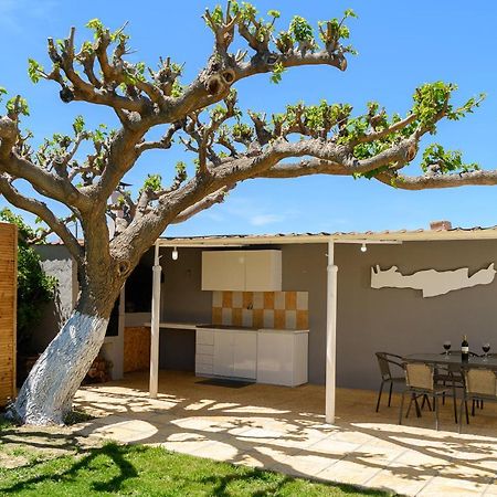 Petrakis Afrathias Garden House Villa Каламаки Екстериор снимка